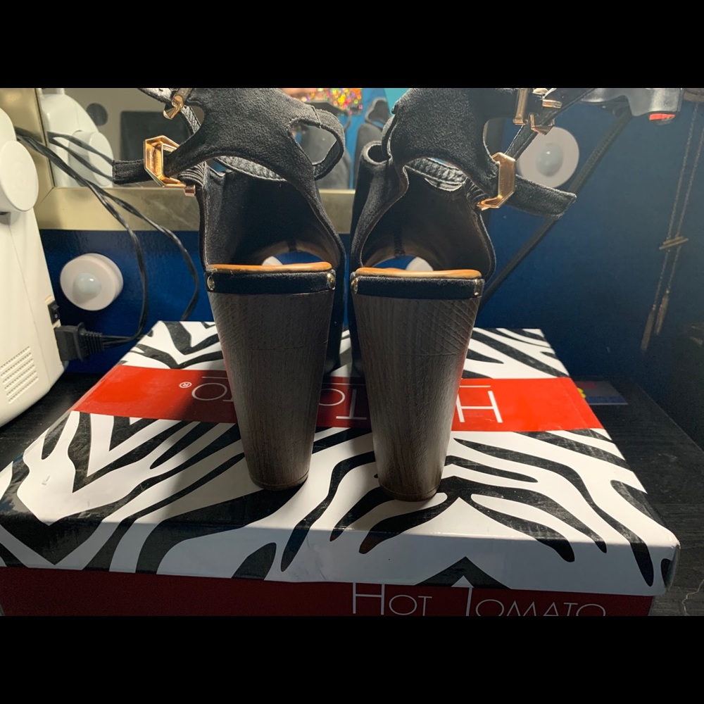 Suede Platform Clogs✨✨✨ - Picture 4 of 7